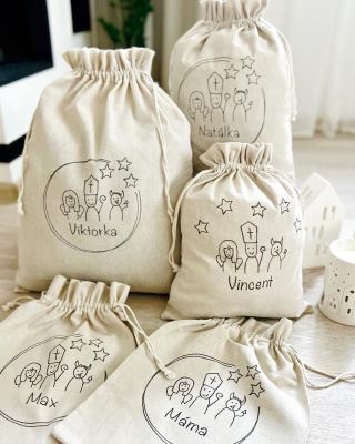 Mikulášské pylíčky jdou do posledního týdne objednávek ✍🏻 Tyto pytlíčky jsou pro mě už tradiční podzimní příprava. Miluju...